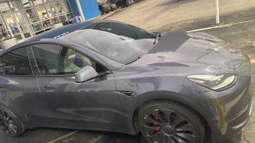 TESLA MODEL Y 2023 7SAYGDEFXPF642176 image